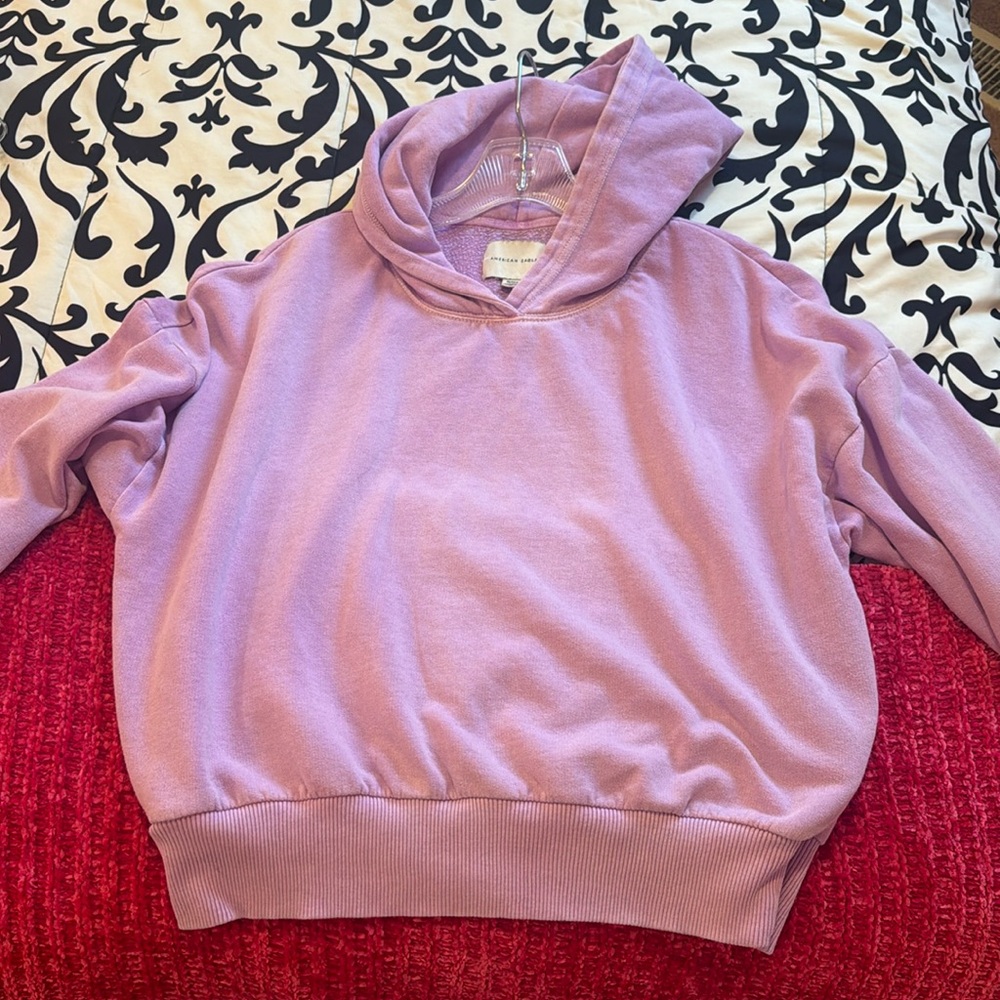 American Eagle Purple Sweatshirt